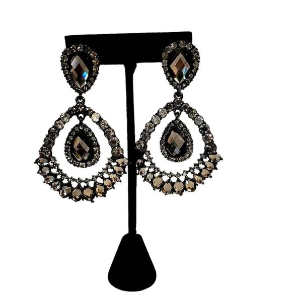 Oversized Chandelier rhinestone earrings - Picture 1 of 7